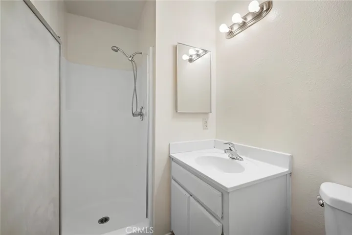 330 Pioneer Drive, Glendale, California 91203