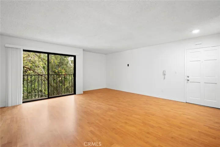 330 Pioneer Drive, Glendale, California 91203