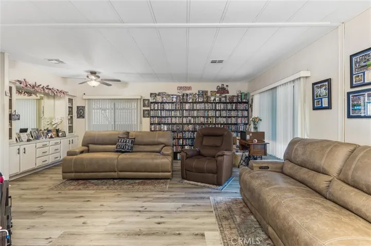 35218 Fir 213, Yucaipa, California 92399