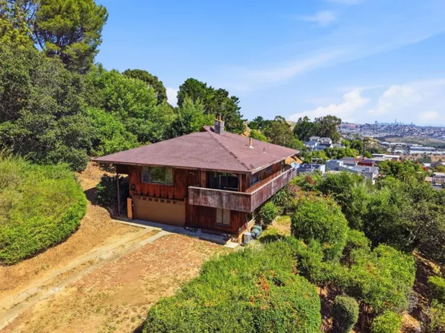 24 Kings Road, Brisbane, California 94005