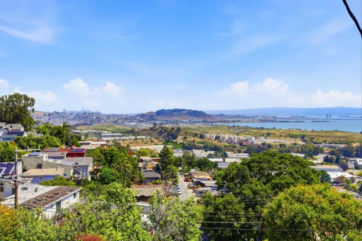 24 Kings Road, Brisbane, California 94005