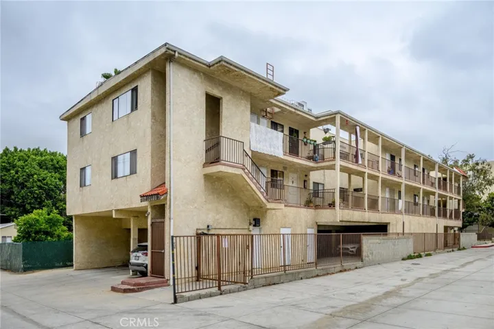 330 Pioneer Drive 7, Glendale, California 91203