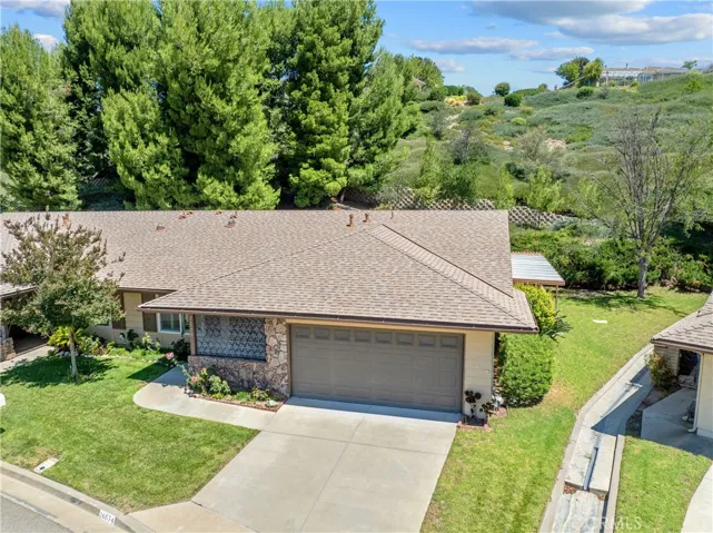 26574 Cardwick Court, Newhall, California 91321