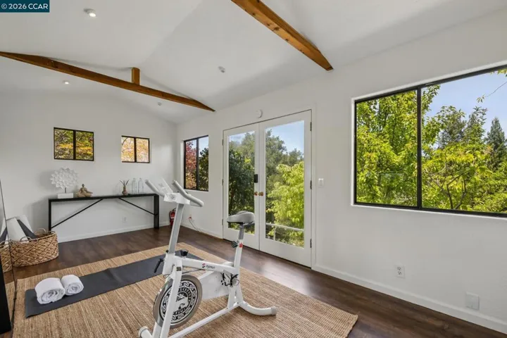 6 Monte Vista Rd, Orinda, California 94563