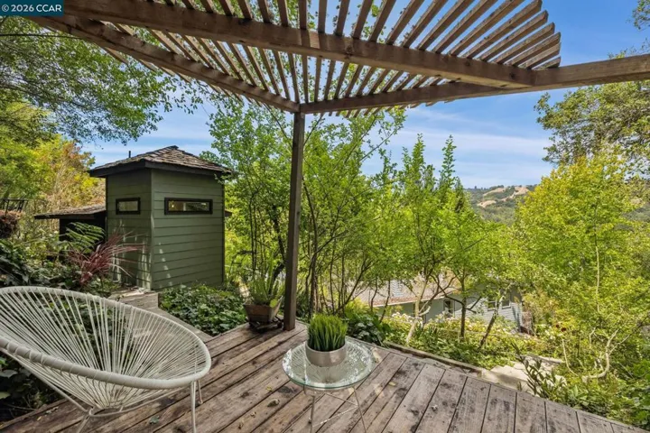 6 Monte Vista Rd, Orinda, California 94563