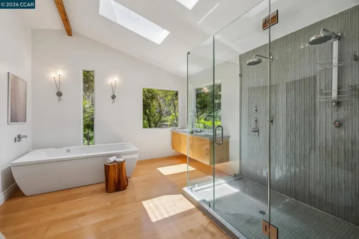 6 Monte Vista Rd, Orinda, California 94563