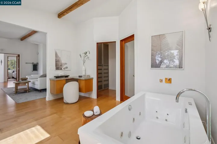 6 Monte Vista Rd, Orinda, California 94563