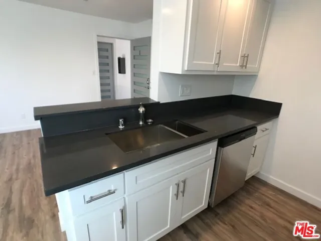 601 N Normandie Avenue 8, Los Angeles, California 90004
