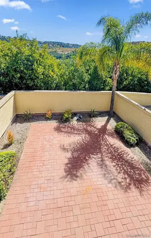 10911 Creekbridge, San Diego, California 92128