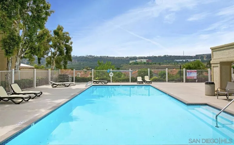 10911 Creekbridge, San Diego, California 92128