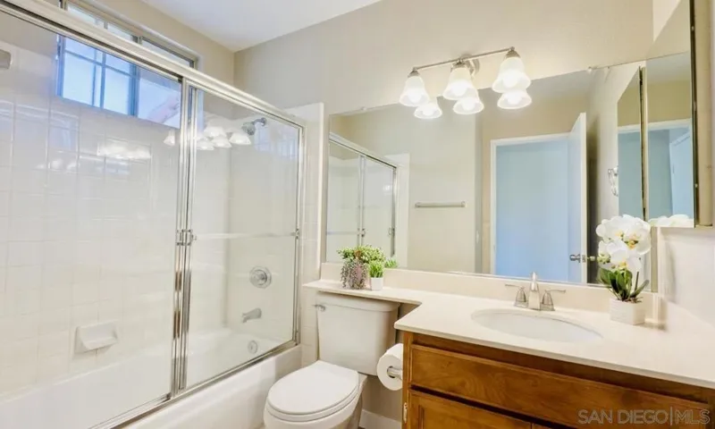 10911 Creekbridge, San Diego, California 92128