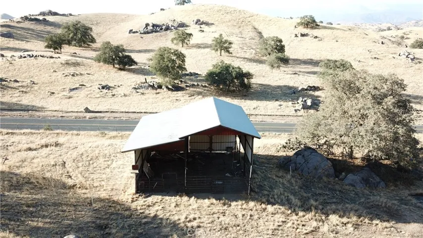 31669 Indian Reservation Road, Porterville, California 93257