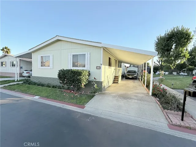 1456 Philadelphia 427, Ontario, California 91761