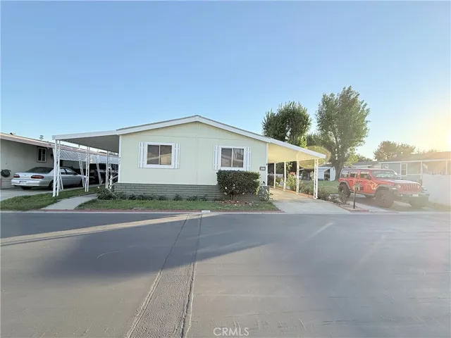 1456 Philadelphia 427, Ontario, California 91761