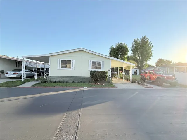 1456 Philadelphia 427, Ontario, California 91761