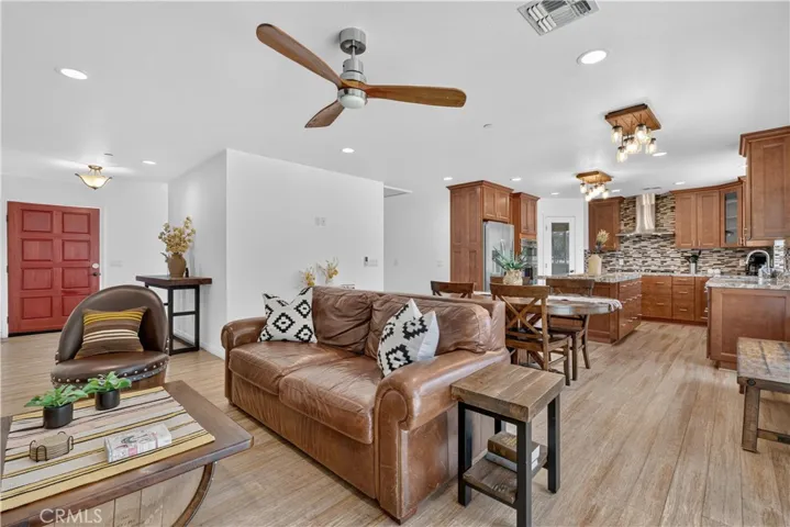61755 Navajo Trail, Joshua Tree, California 92252
