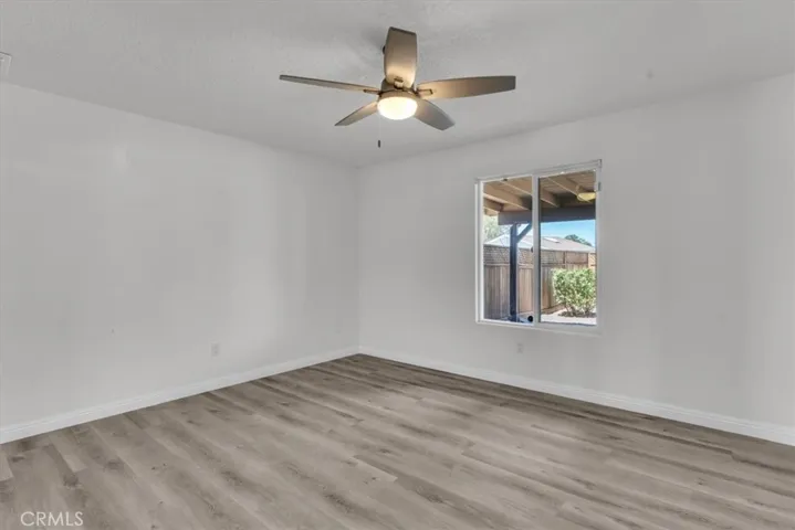 11183 Merino Avenue, Apple Valley, California 92308