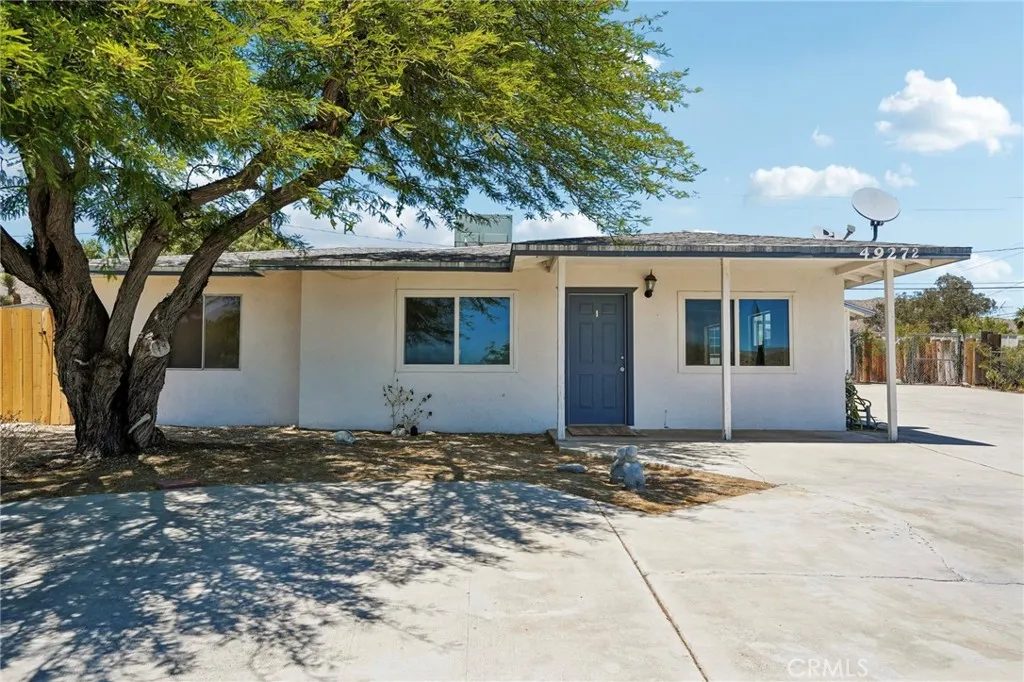 49272 Hibiscus Dr