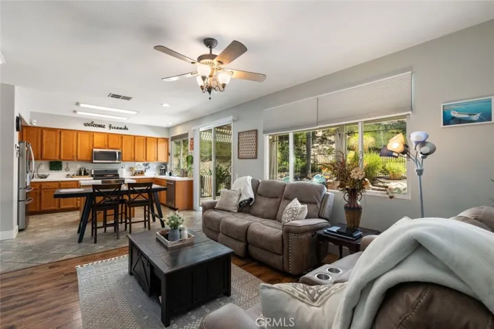 3273 Ivy Court, Lake Elsinore, California 92530