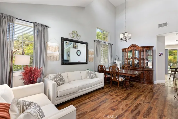 3273 Ivy Court, Lake Elsinore, California 92530