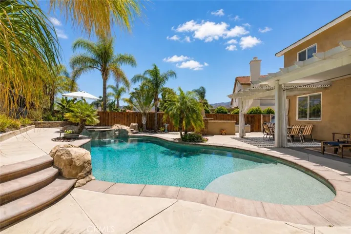3273 Ivy Court, Lake Elsinore, California 92530