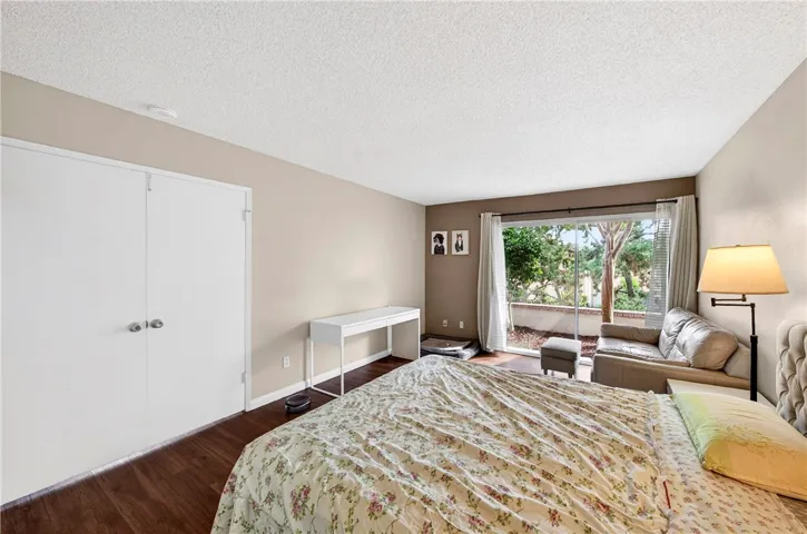 820 Via Zapata, Riverside, California 92507