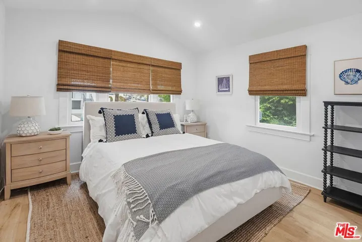 204 S Broadway, Redondo Beach, California 90277