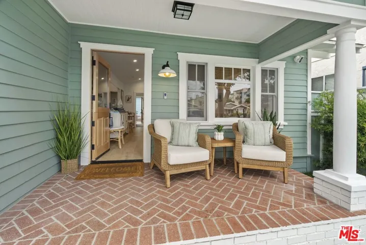 204 S Broadway, Redondo Beach, California 90277