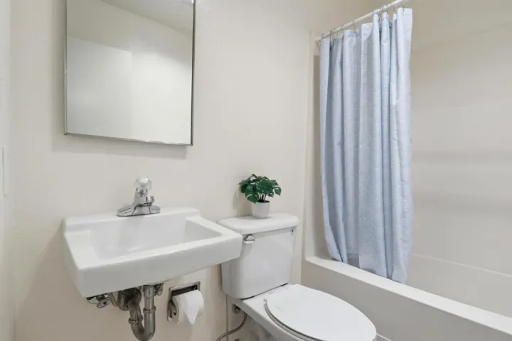 101 Shell Drive 111, Watsonville, California 95076