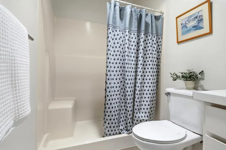 101 Shell Drive 111, Watsonville, California 95076
