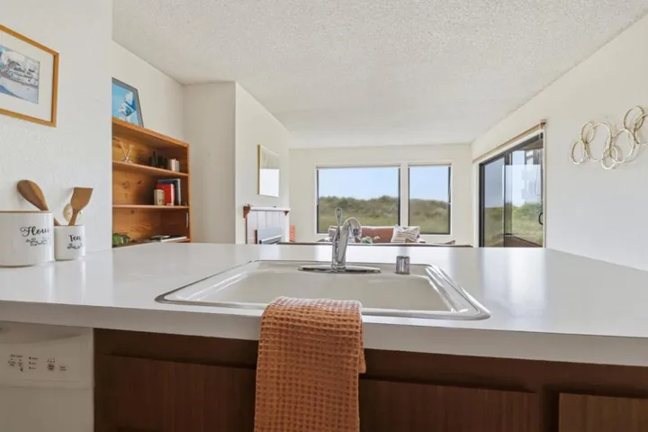 101 Shell Drive 111, Watsonville, California 95076