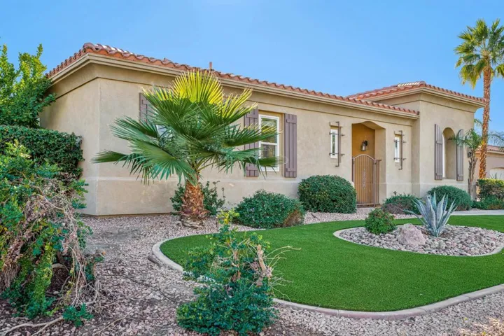 4-web-or-mls-Vista Del Aqua-S2711-004