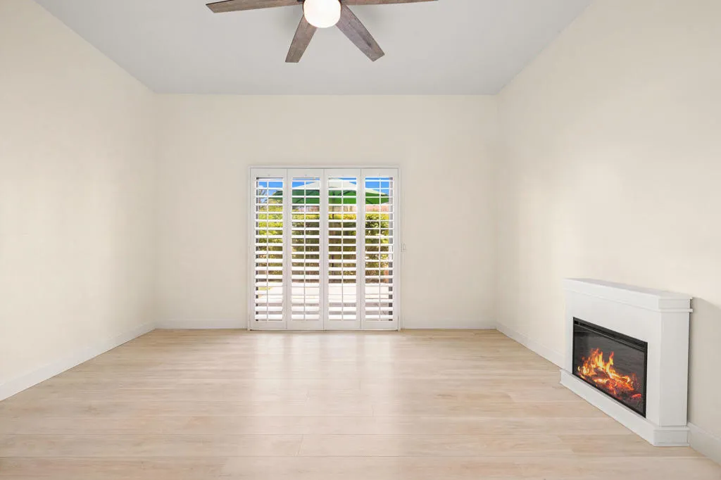 36-web-or-mls-_M4A7051 36-web-or-mls-_M4A7051