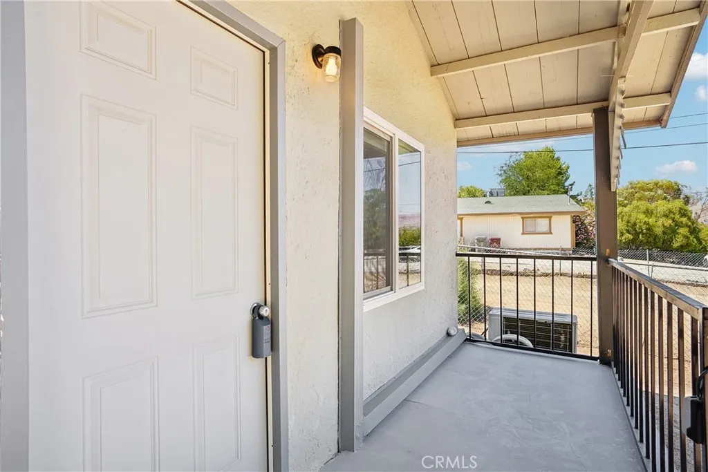 11618 Rosewood Avenue, Morongo Valley, California 92256 — photo 4
