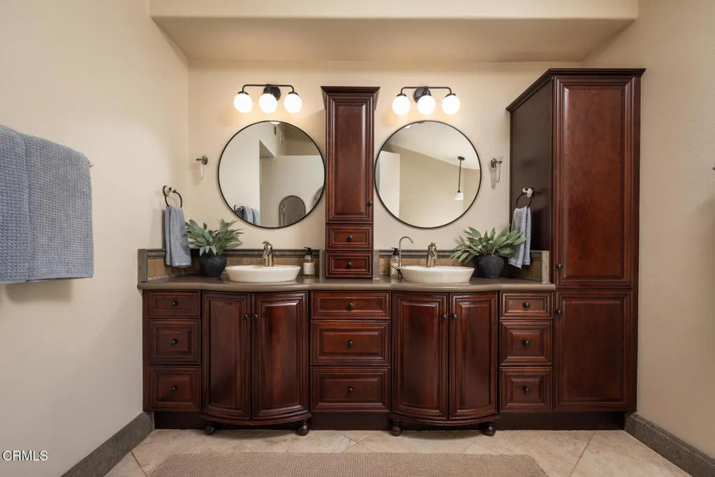 2462 Pierpont - MLS-35