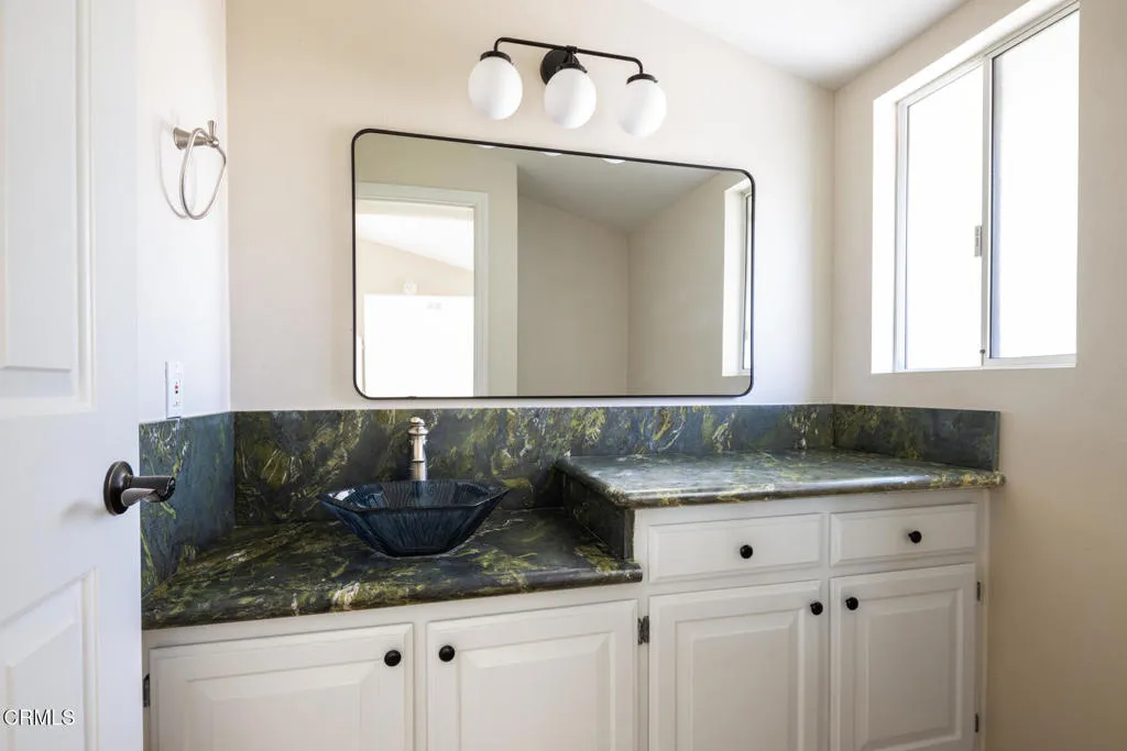 2462 Pierpont - MLS-37