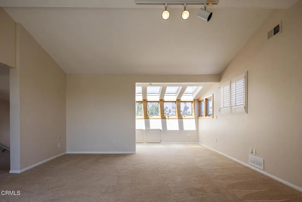 2462 Pierpont - MLS-38