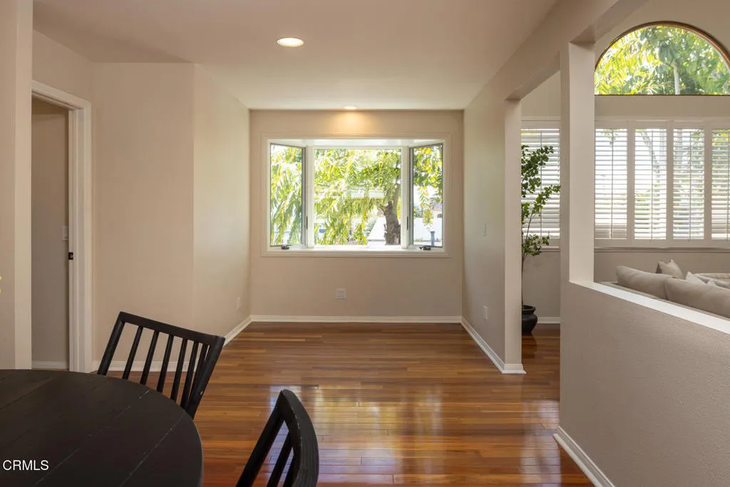 2462 Pierpont - MLS-23