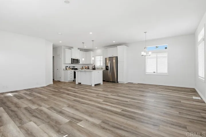 Living to Dining and Kitchen