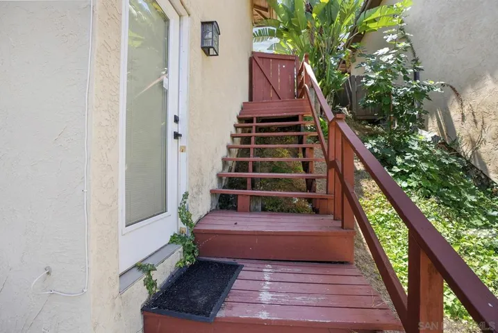 2054 Skyview, Escondido, California 92027