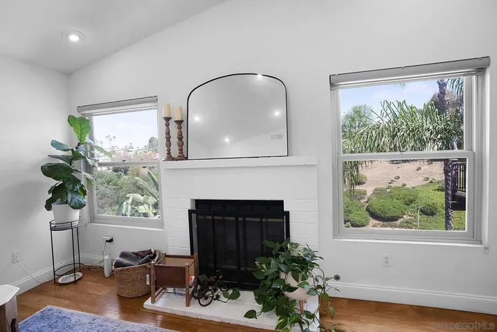 2054 Skyview, Escondido, California 92027