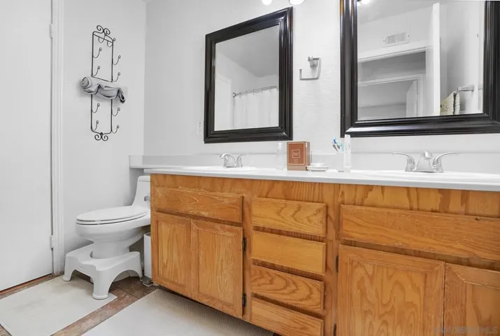 2054 Skyview, Escondido, California 92027