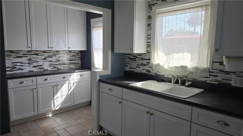 422 Bond 1, Redlands, California 92373