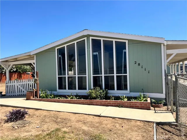 28111 Ellis Avenue, Menifee, California 92585