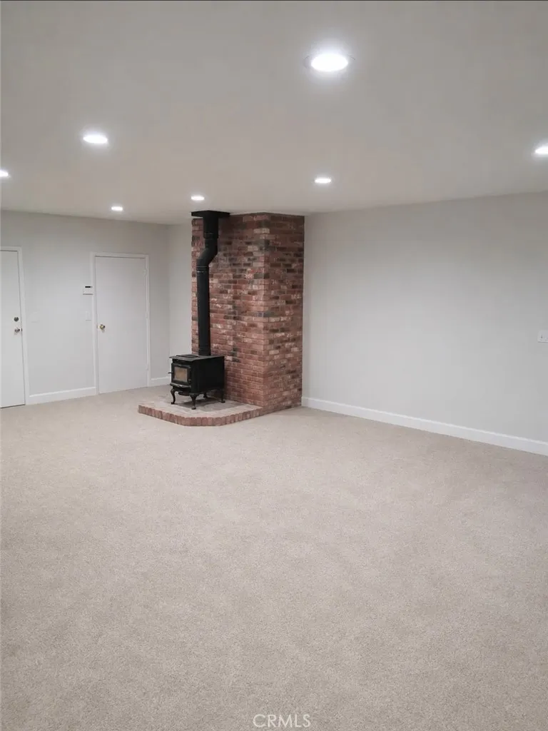 328 Grenfall, Big Bear City, California 92314 — photo 4