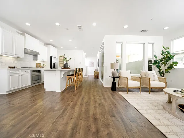 143 Fixie, Irvine, California 92618