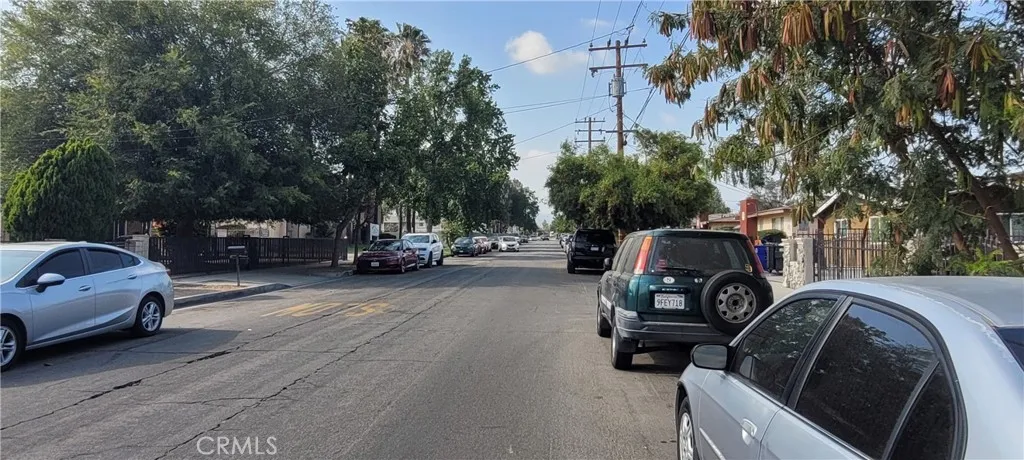 9088 Date, Fontana, California 92335