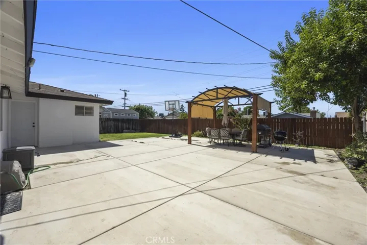 4209 Coronado Avenue, Bakersfield, California 93306