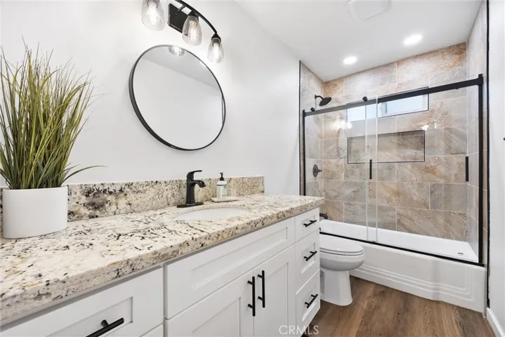 4209 Coronado Avenue, Bakersfield, California 93306