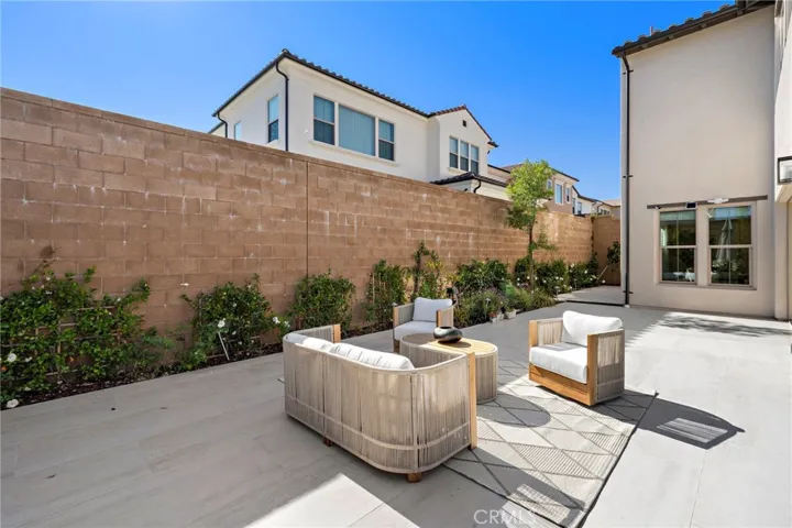 305 Brimwood, Irvine, California 92618